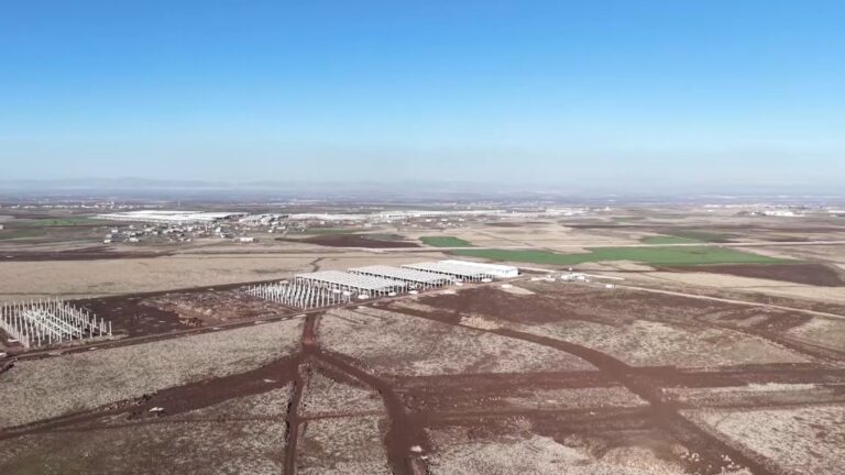 db116520-6816-4bdb-a9c8-0ff4d7550c04